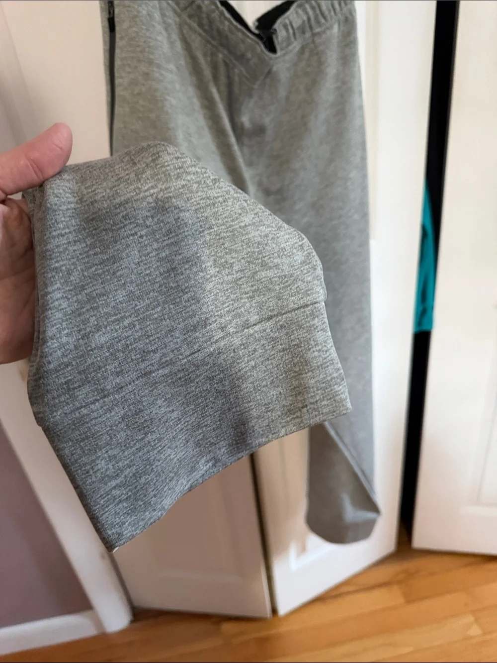 Eddie Bauer Heather Gray Men's Jogger Sweatpants